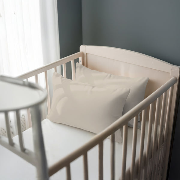Toddler bed with simply taupe 40 x 60 cm cotton pillowcase on the pillow